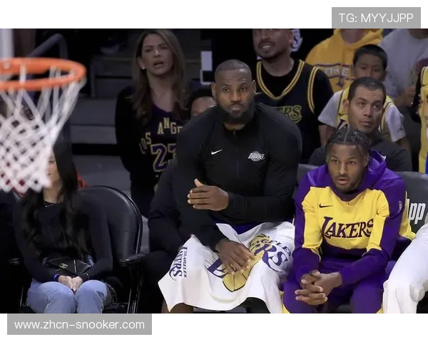 詹姆斯希望湖人队退役并期待与布朗尼携手打球 詹姆斯希望湖人队退役并期待与布朗尼携手打球